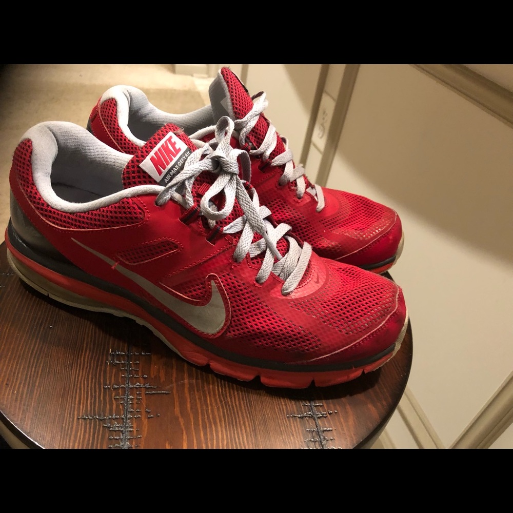 Men’s running shoes